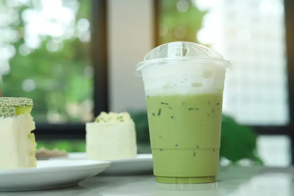 แนะนำ 10 คาเฟ่พังงาบรรยากาศดี เครื่องดื่ม ขนมจัดเต็ม 2 ณ ปลายวา