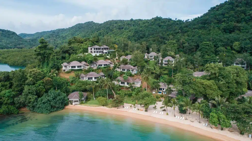 รวม 7 ร้านอาหารเกาะยาวน้อย ใครมาต้องไม่พลาด 8 %Paradise Koh Yao resort%